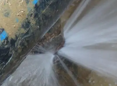 月湖卫生间测漏水施工步骤